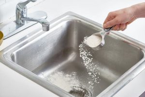 Thông bồn rửa bát bằng Baking Soda